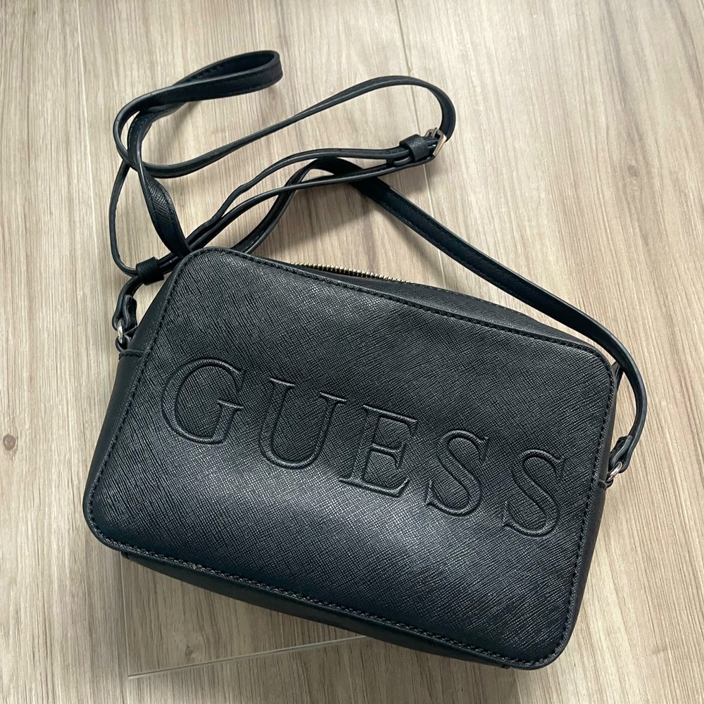 GUESS crossbody body leather bag